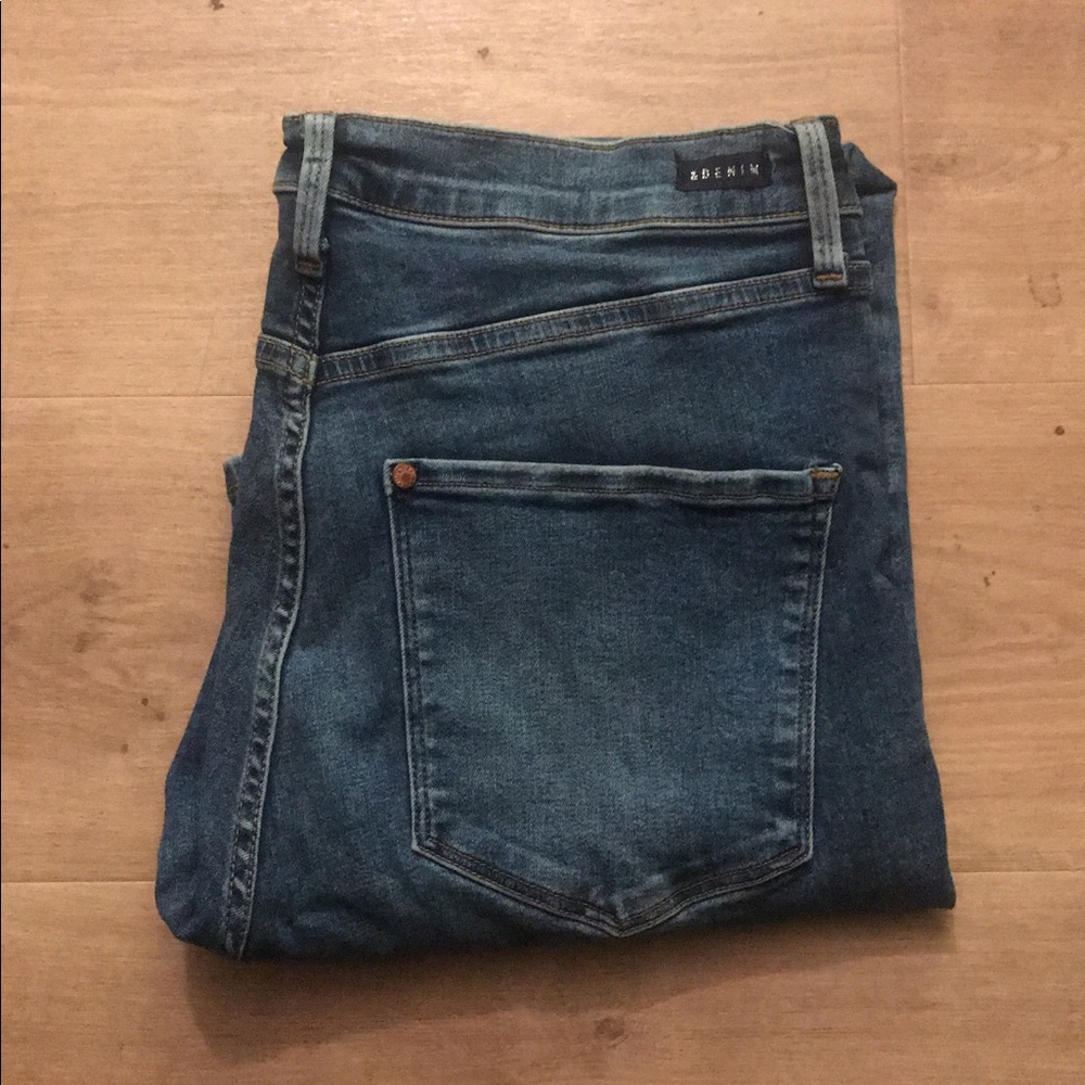 Shaping denim great condition